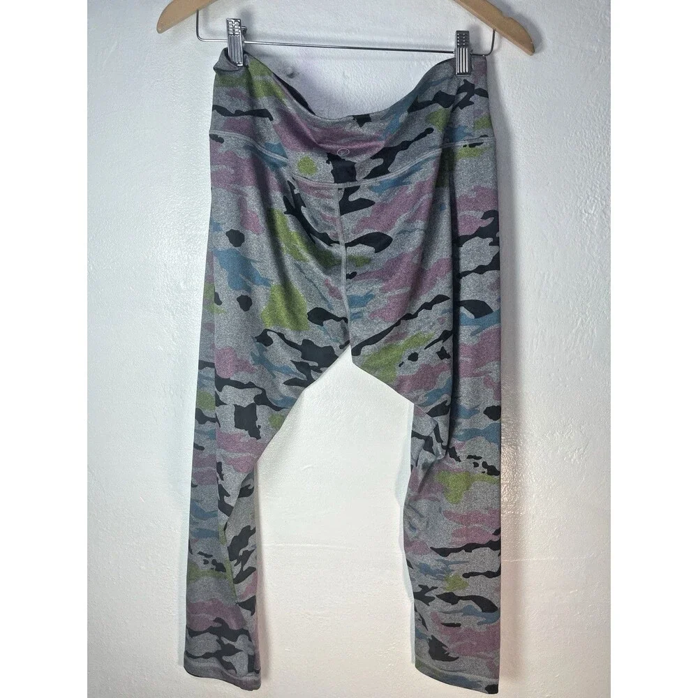 VOGO Athletica Womens Leggings XL Watercolor  Blues Black Coin/key Pocket Capri